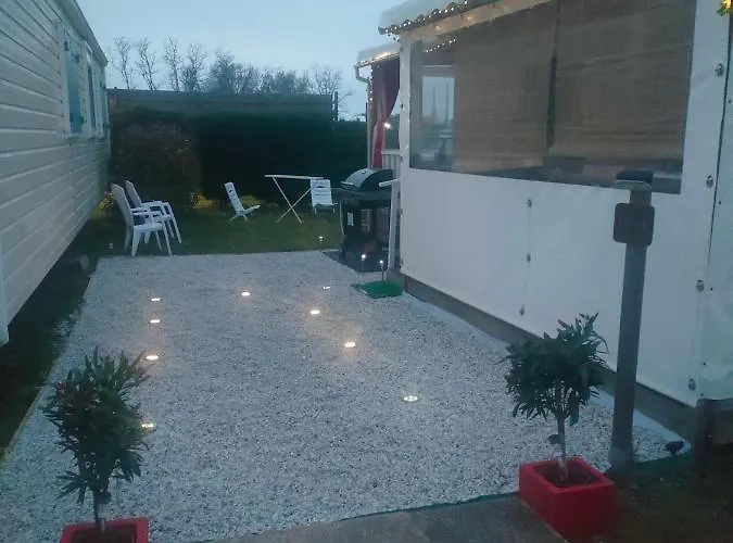 Mobil Climatise Au Domaine Lalande A